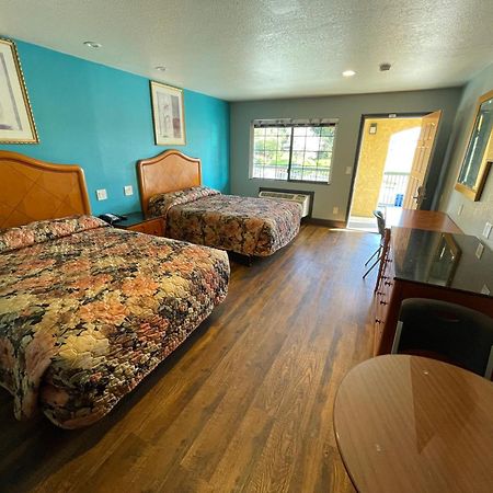 Travelers Inn カストロバレー エクステリア 写真